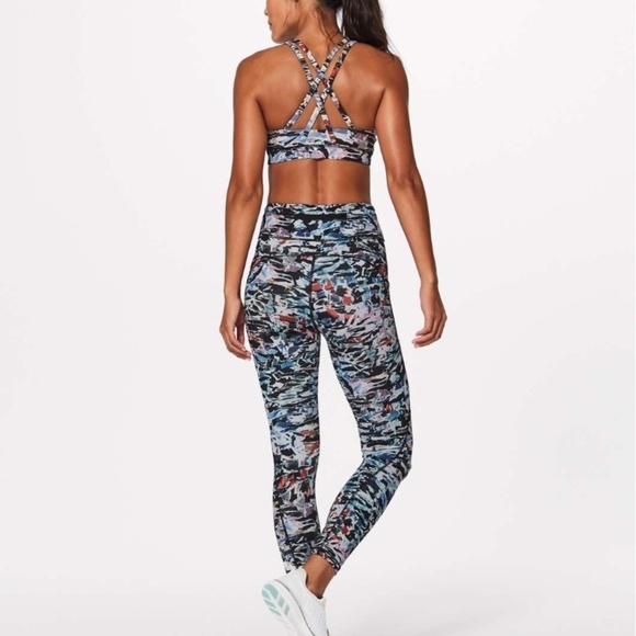 Lululemon Break Free Tight 6 - Picture 2 of 11